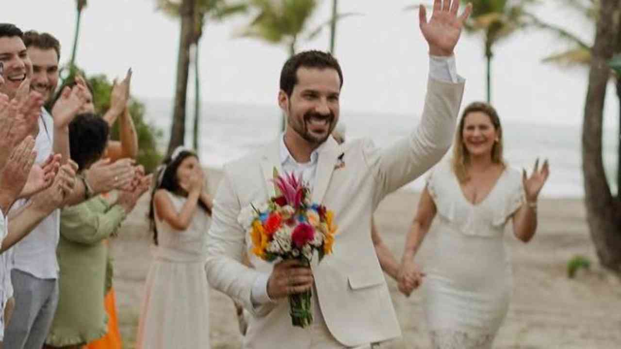 Brazil: Man marries himself after fiancée breaks his heart