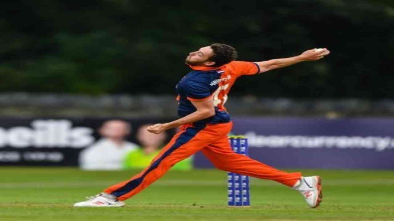 Dutch cricketer works as food delivery guy to make ends meet