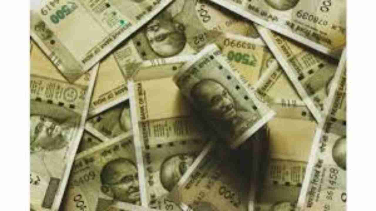 Telangana: Rs 1 crore seized from kin of BJP's Dubbak bypoll candidate