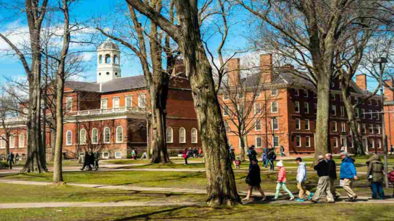 Asian, Indian applicants lose case over admissions at Harvard