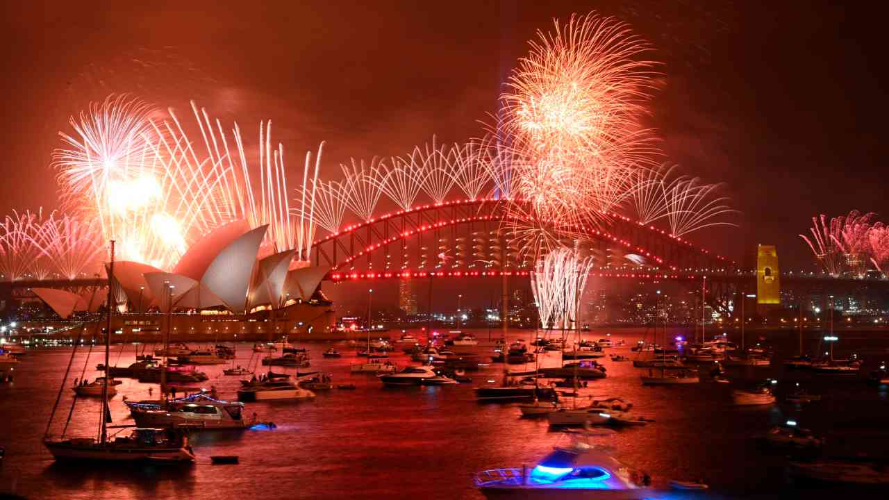New Year's Eve 2020 fireworks and celebrations: How major cities will welcome 2021 under Covid shadow, find out!