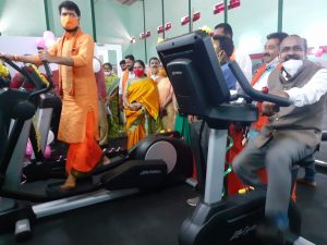 Karnataka Council Deputy Chairman SL Dharmegowda inaugurated Gym yesterday, found dead today 
