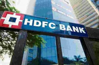 HDFC Bank can now issue new credit cards; shares rise