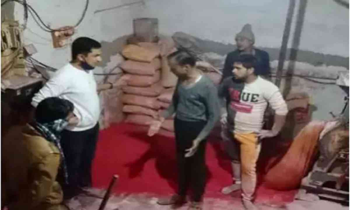 Watch: Fake spice factory using acid, donkey dung unearthed in UP's Hathras