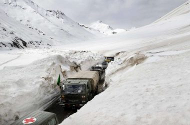 Zojila Pass Leh Ladakh Srinagar Jammu Border Road Organisation BRO