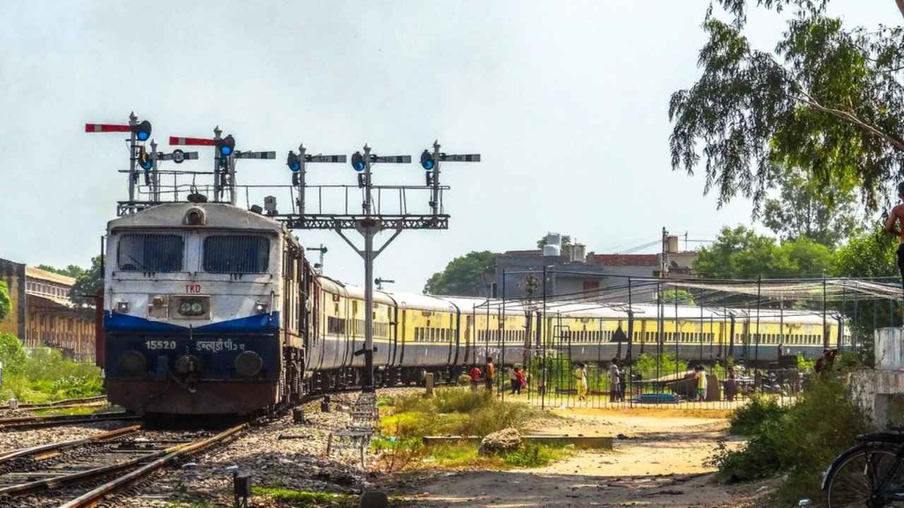 Indian Railways Holi Train