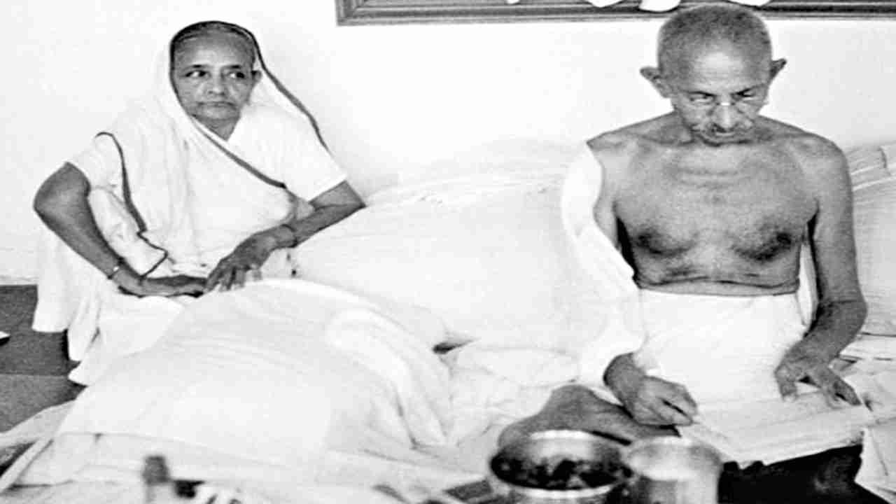 Kasturba Gandhi Death Anniversary: All about Mahatma Gandhi's wife