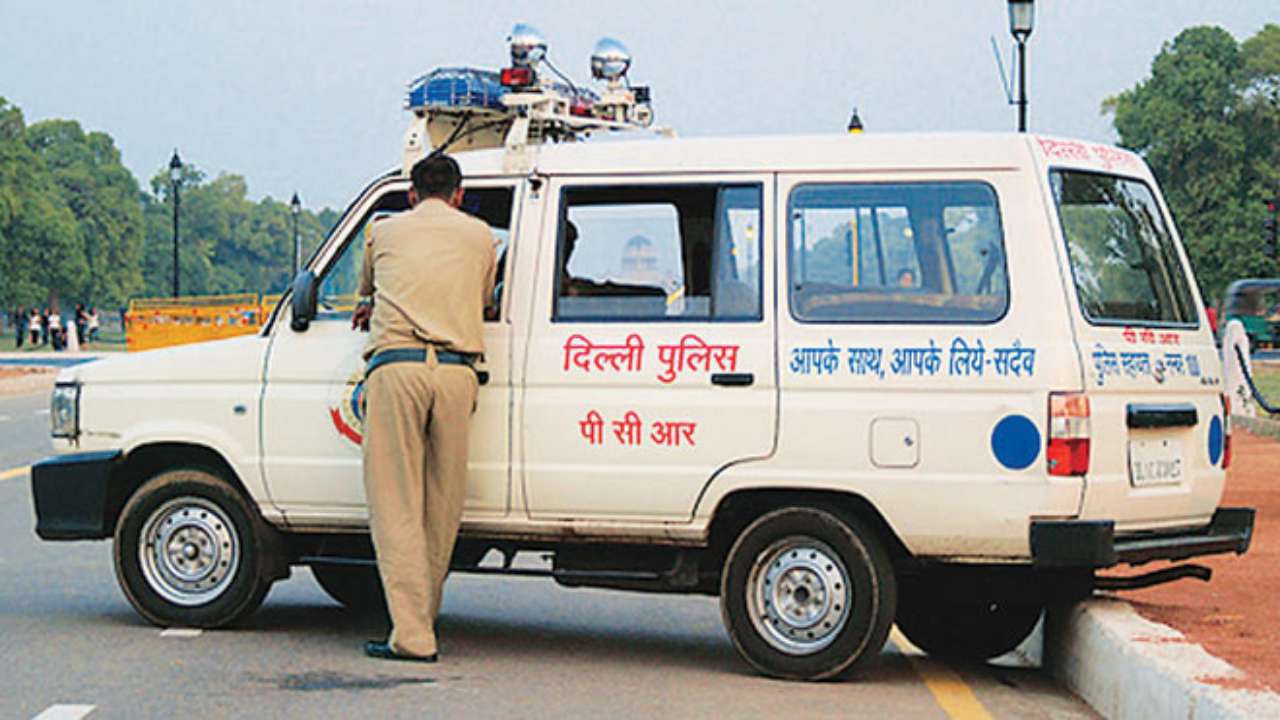 Delhi Police Sub Inspector Suicide Hospital ambulance