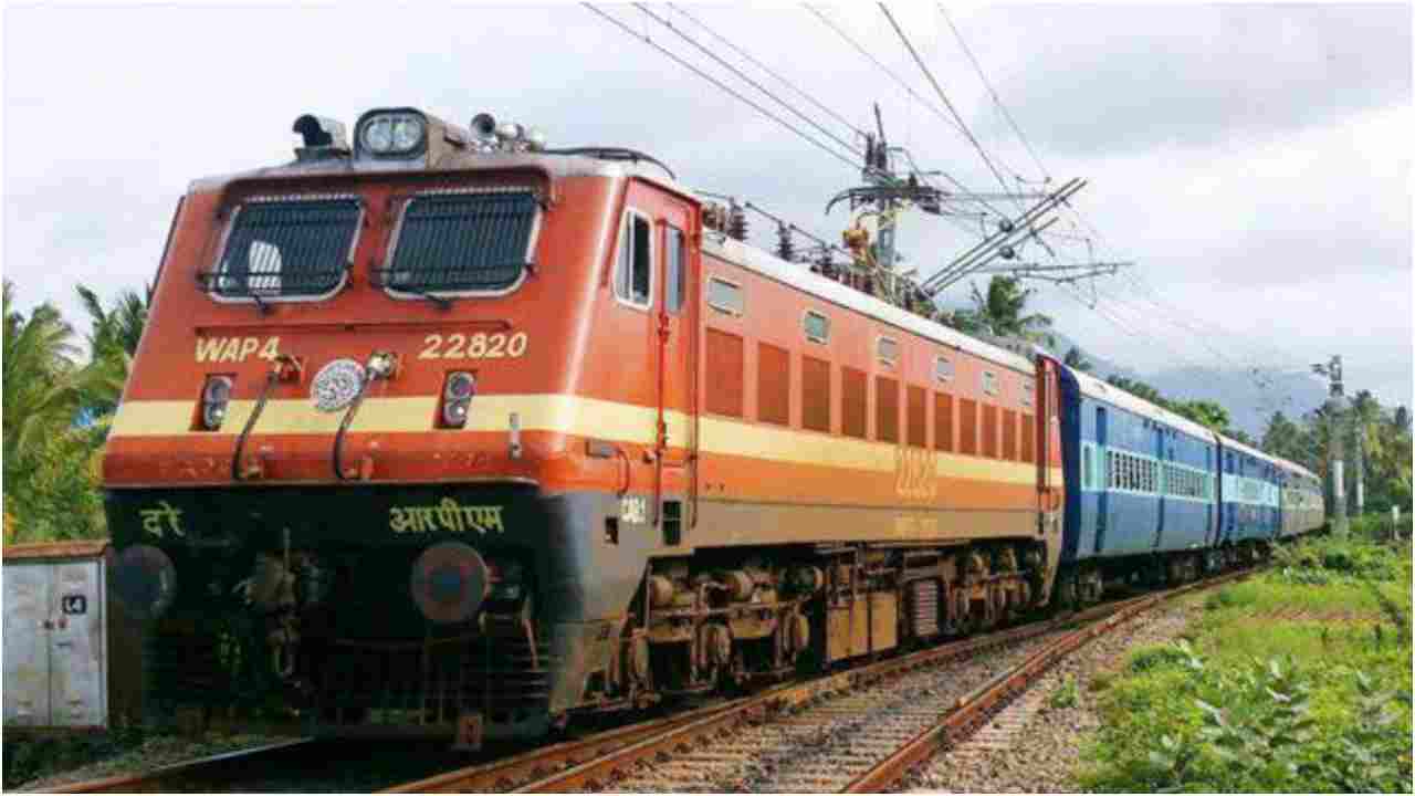 Punjab Mail carrying 1,000 farmers skips Delhi, Railways cite ‘operational constraints'