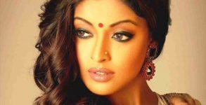 Happy Birthday Tanushree Dutta: Lesser-known facts about 'Aashiq Banaya Aapne' actor