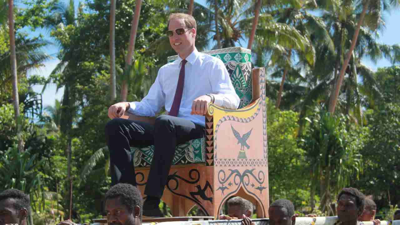 Netizen slams Prince William for 'not racist' comment after Harry-Meghan's Tell-All, photo carrying the Prince on 'throne' resurfaces