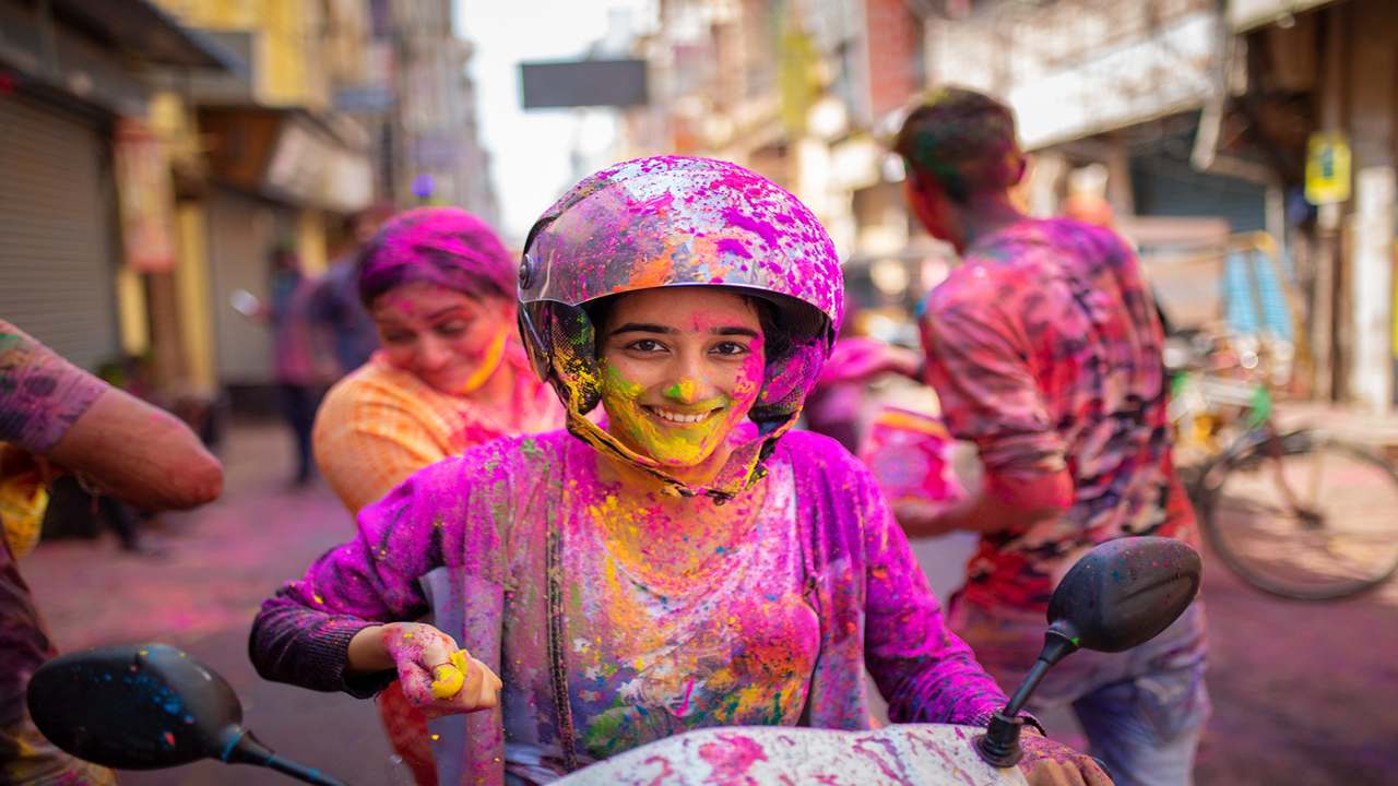 Holi 2021 in lockdown: Check states in India which have imposed restrictions and issued celebration guidelines 