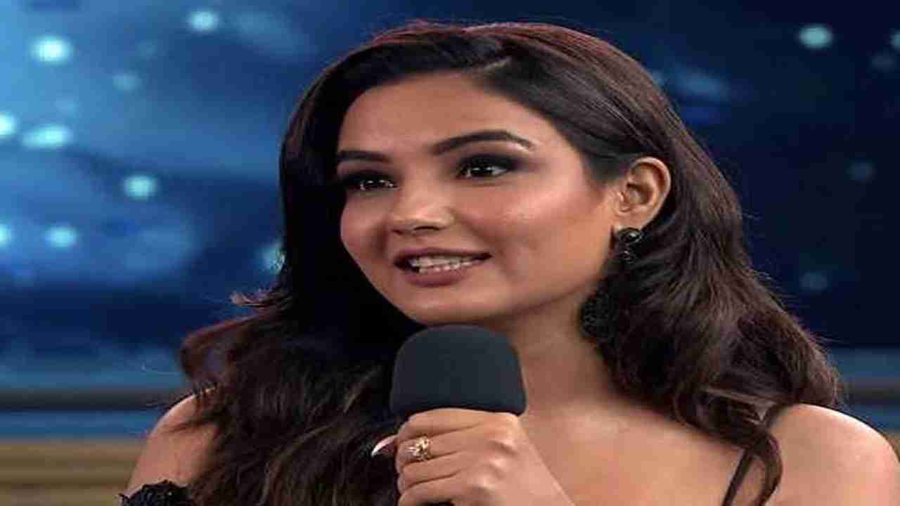 Jasmin Bhasin requests fan to stay away from negativity after her and Rubina fans get into war of words on Twitter