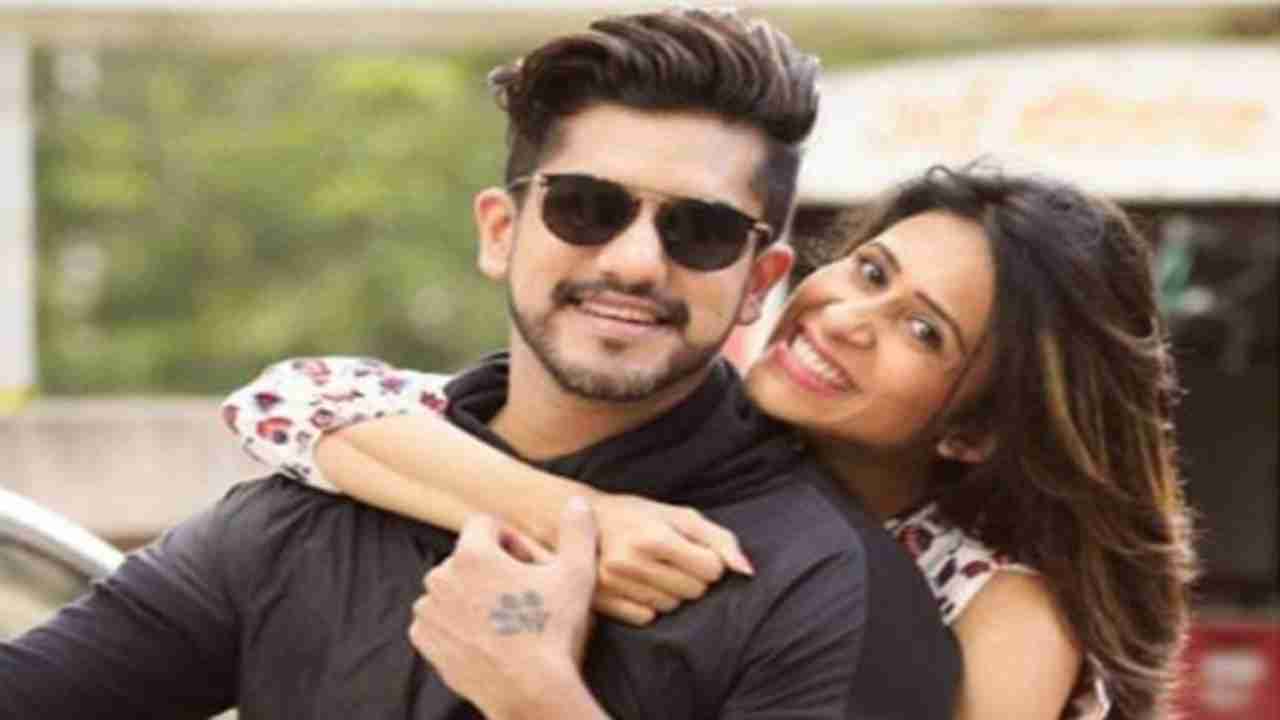 TV actor Kishwer Merchant and Suyyash Rai to welcome their first child, shares beautiful picture