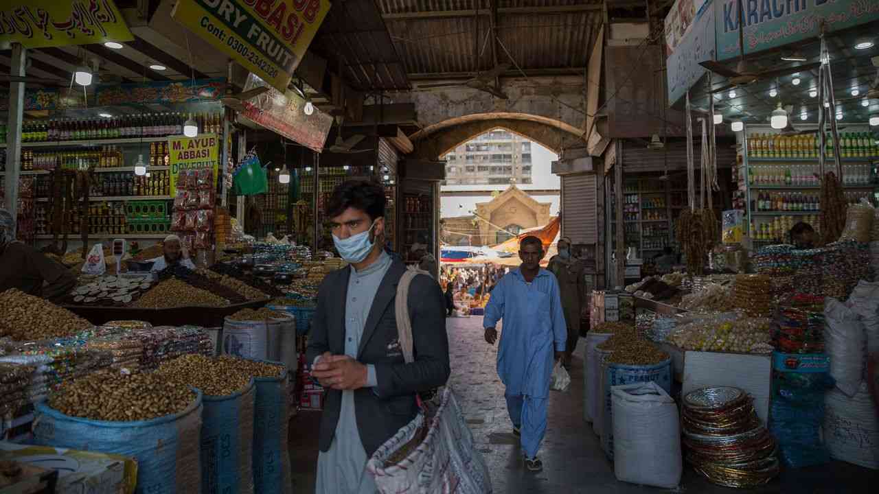 Pakistan to impose lockdown in Lahore, other cities as coronavirus cases witness surge