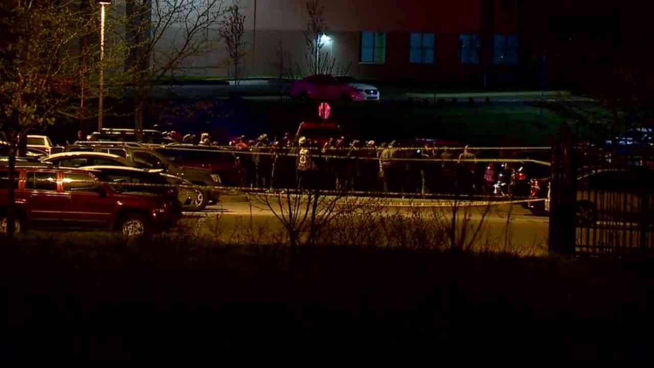 8 people shot and killed at Fedex facility in Indianapolis; gunman dead