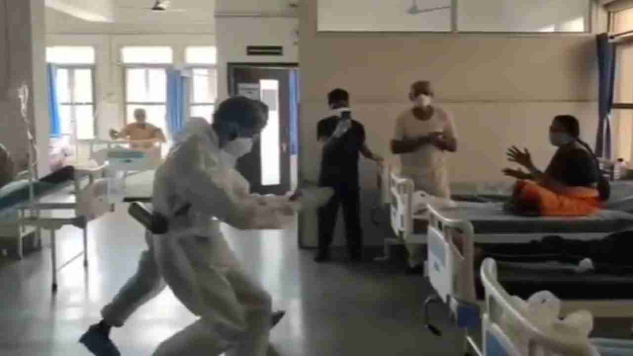 VIRAL: Healthcare officials grooves on 'Sochna Kya' to cheer up COVID patients at Gujarat hospital, watch the video here
