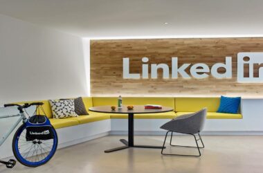 Beware as LinkedIn job offer being used by scammers to infect phone/computer and steal data
