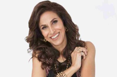 Shobhaa De slams B-Town celebs flaunting their exotic Maldives holidays amidst second-wave of COVID-19