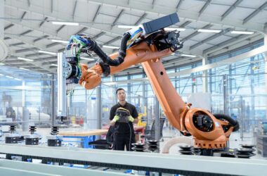 Around six out of 10 people may lose jobs to machines by 2025, reveals World Economic Forum report