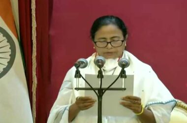 PM Modi congratulates 'Mamata Didi' on taking oath as West Bengal CM
