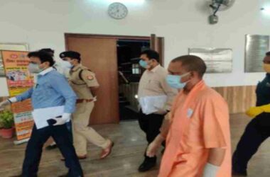 AMU deaths: Yogi Adityanath visits university to review COVID-19 situation