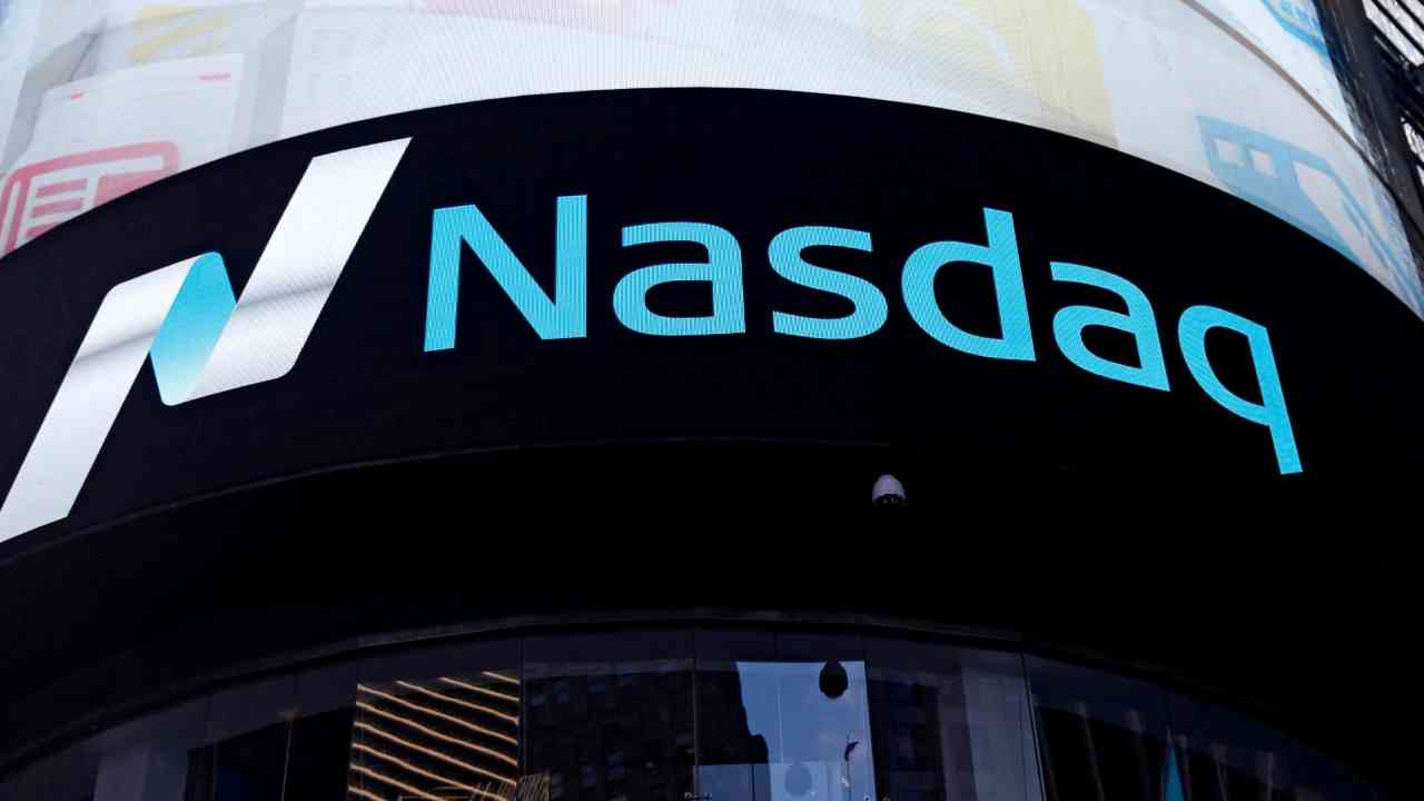 US STOCKS-Nasdaq plunges more than 2% as investors dump growth stocks