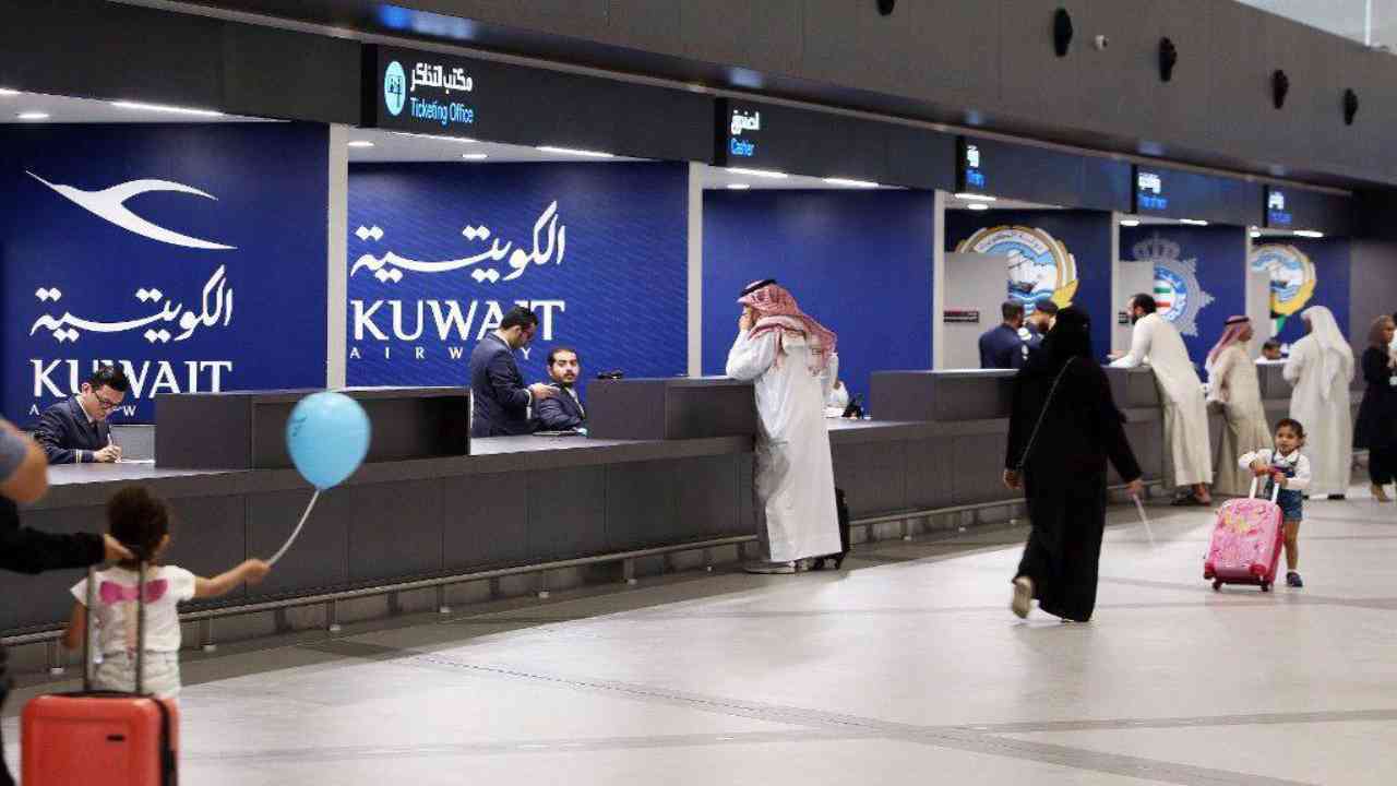 Kuwait to lift entry ban for vaccinated non-citizens from August