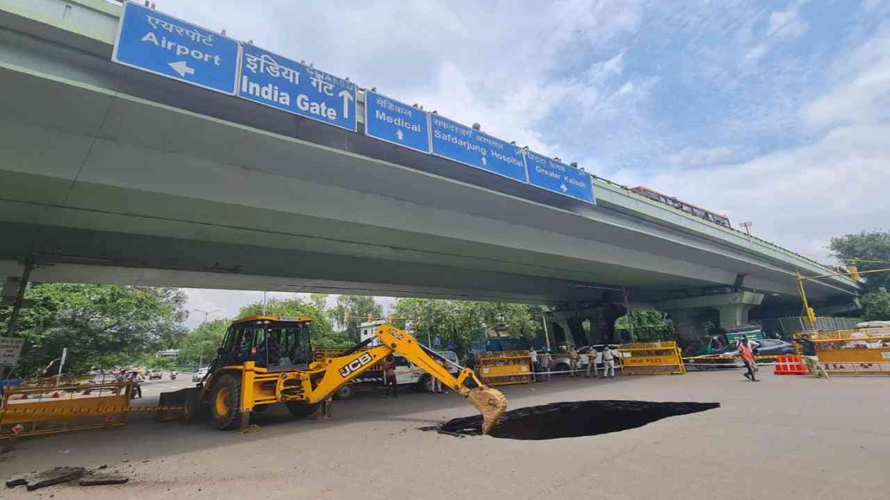 Delhi: Portion of road under IIT flyover caves in, traffic affected