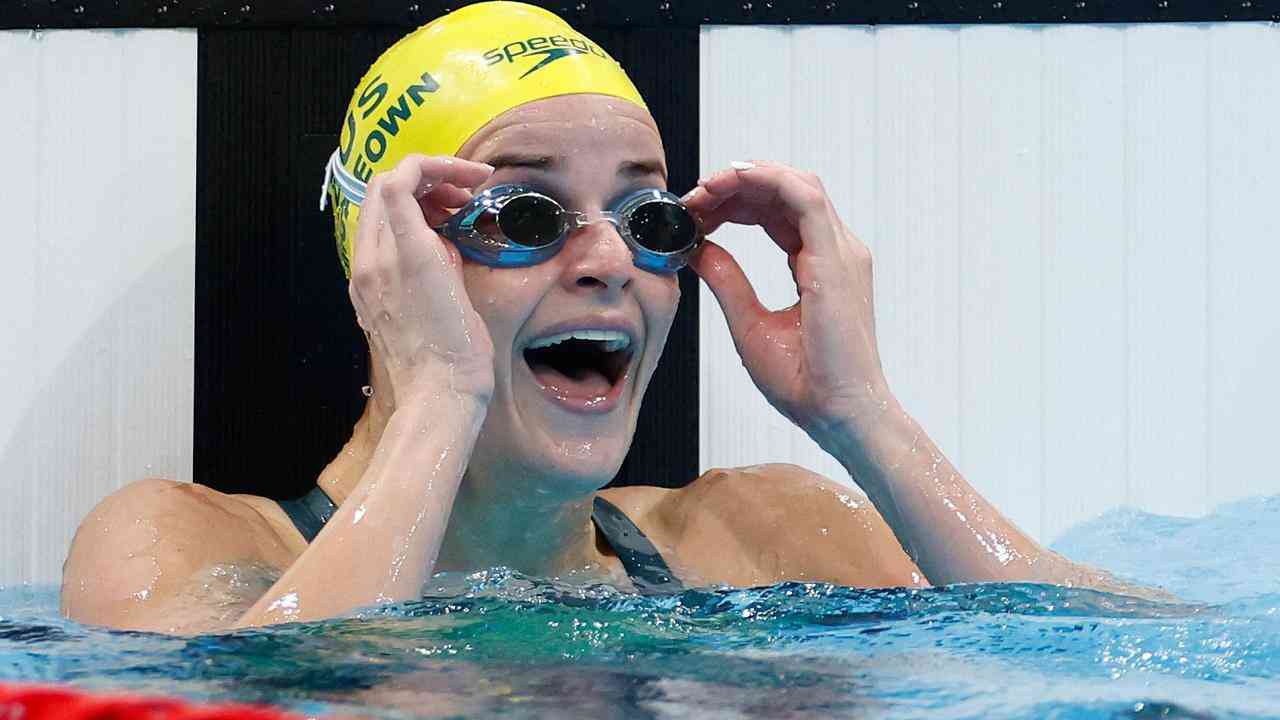 Aussie swimmer Kaylee McKeown breaks Olympic record to win women’s 100m backstroke