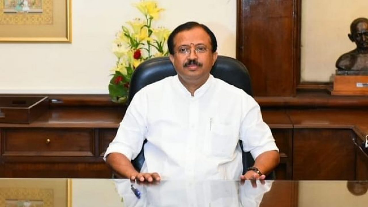 Union Minister Muraleedharan slams Vijayan govt over deteriorating COVID-19 situation in Kerala