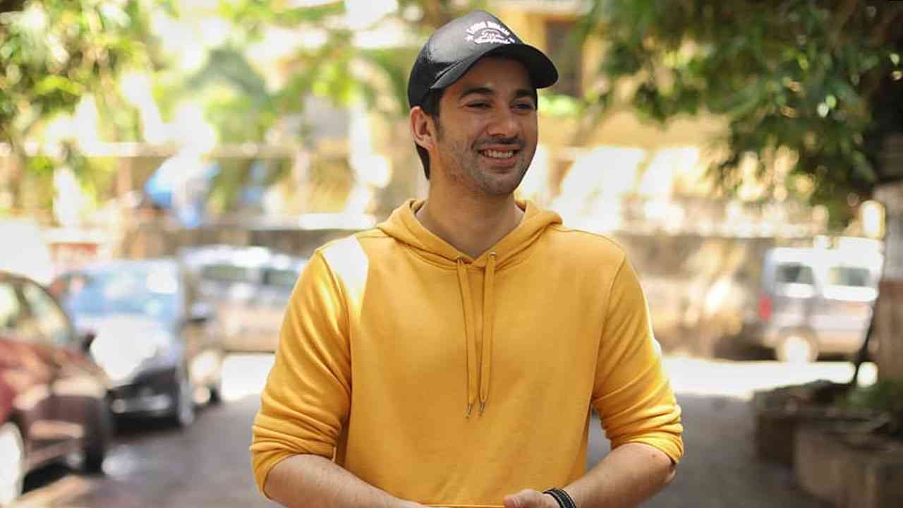Karan Deol elated about working with uncle Abhay Deol in ‘Velley’