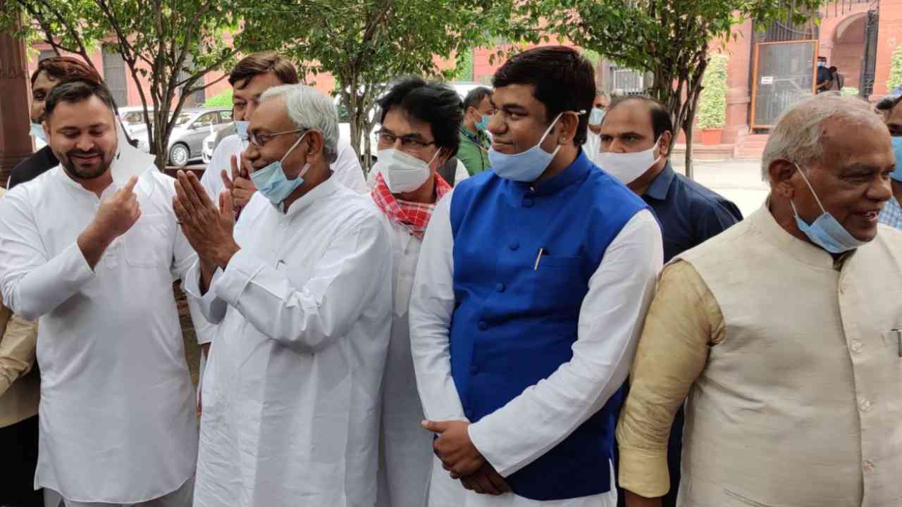 Bihar delegation led by Nitish Kumar meets PM Modi to press for caste census