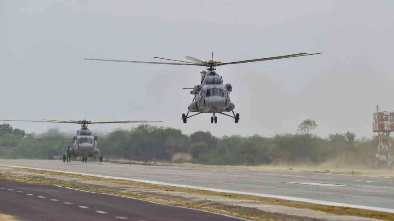 IAF aircraft carrying Rajnath, Gadkari lands at NH in Rajasthan