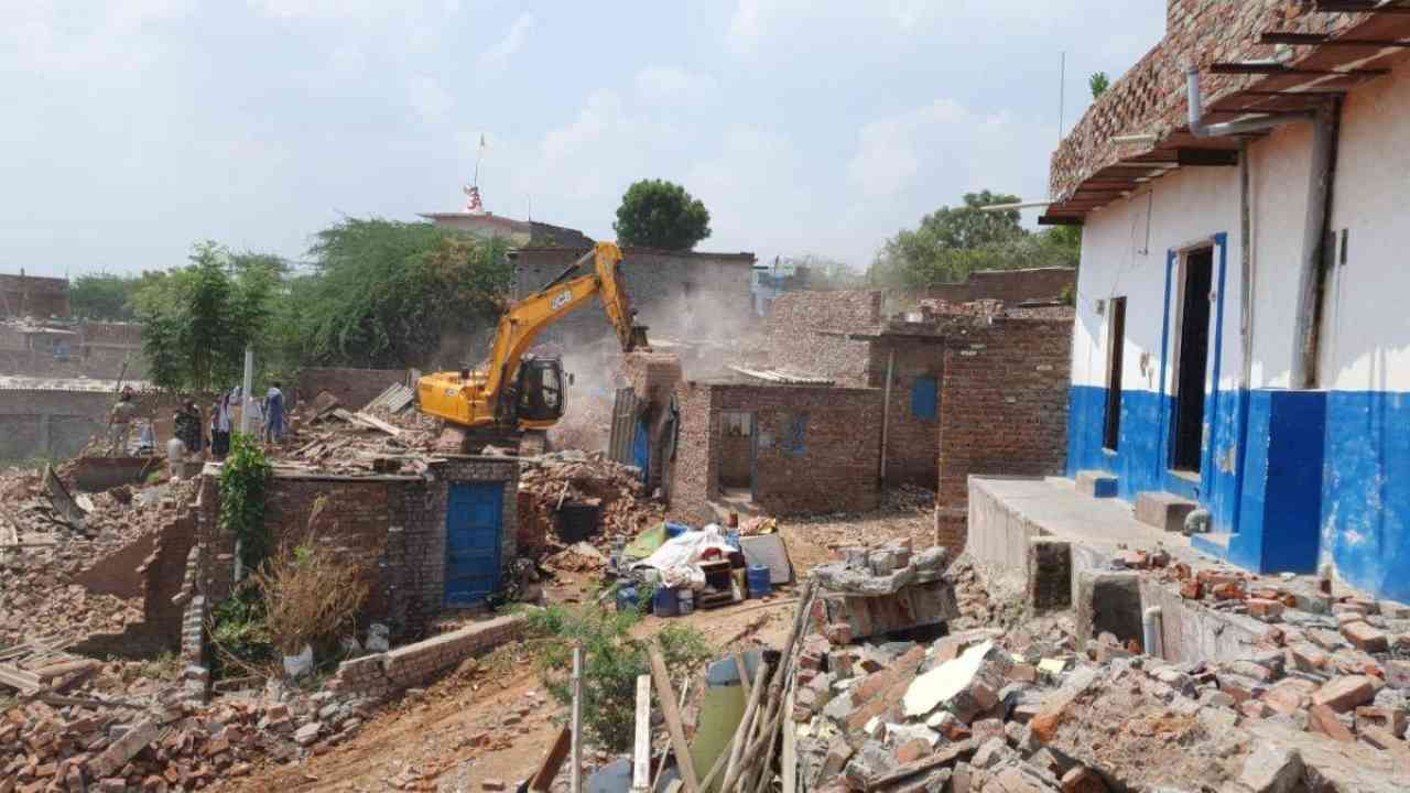 Khori village demolitions: Civic body agrees in SC to roll out provisional allotment