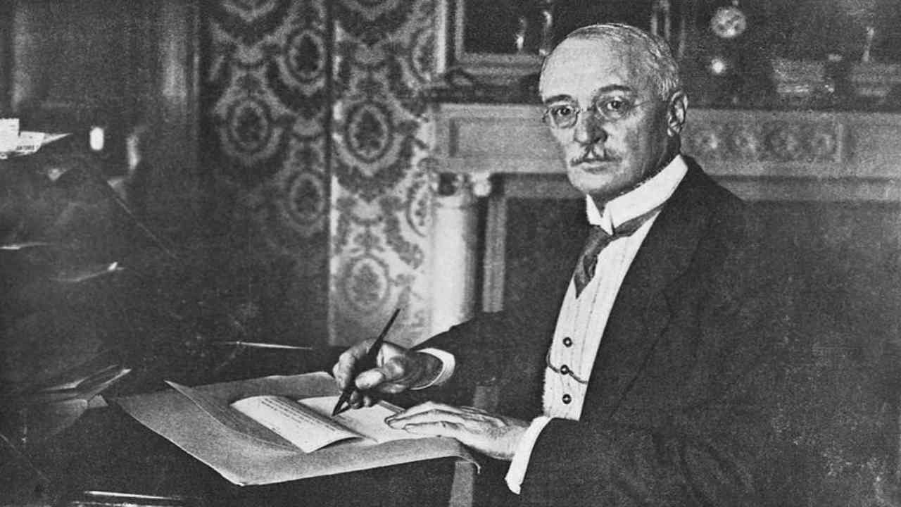 The Curious Case of Rudolf Diesel: History and Mysterious Death of Diesel Engine’s Inventor