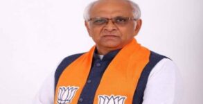Gujarat CM-designate Bhupendra Patel meets Governor; stakes claim to form govt