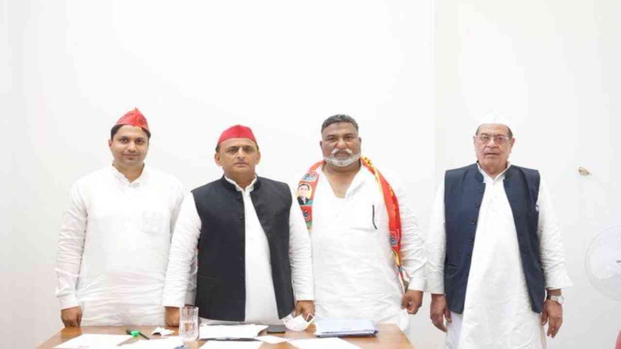 Exodus from BSP continues, ex-state chief joins Samajwadi Party