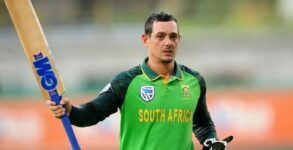 ‘I am not a racist, and I apologise’: Quinton de Kock pledges to take the knee