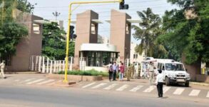 Covid-19 infections at Dharwad medical college rise to 281; Govt hints at action