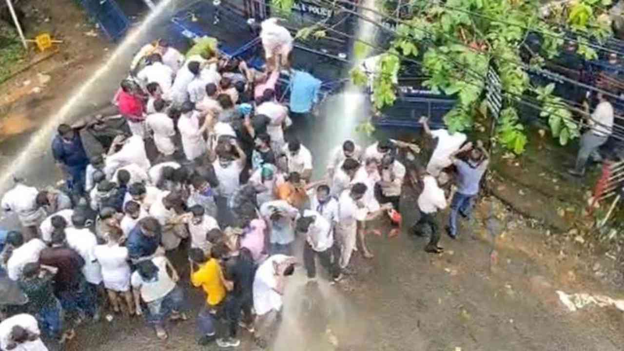 Kerala Law student suicide: Congress ends protest demanding action against circle inspector