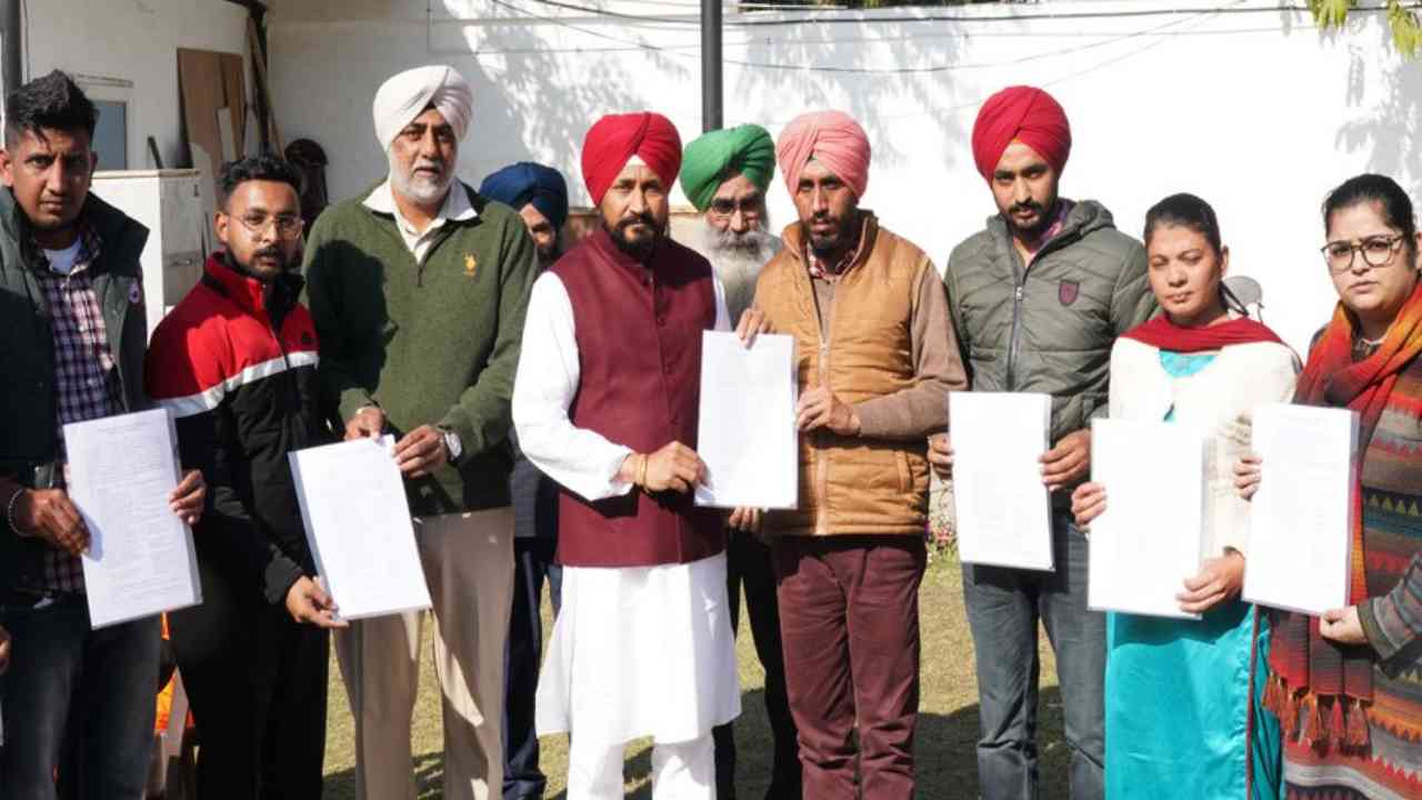 Kin of 11 farmers who died during protests given jobs by Punjab govt