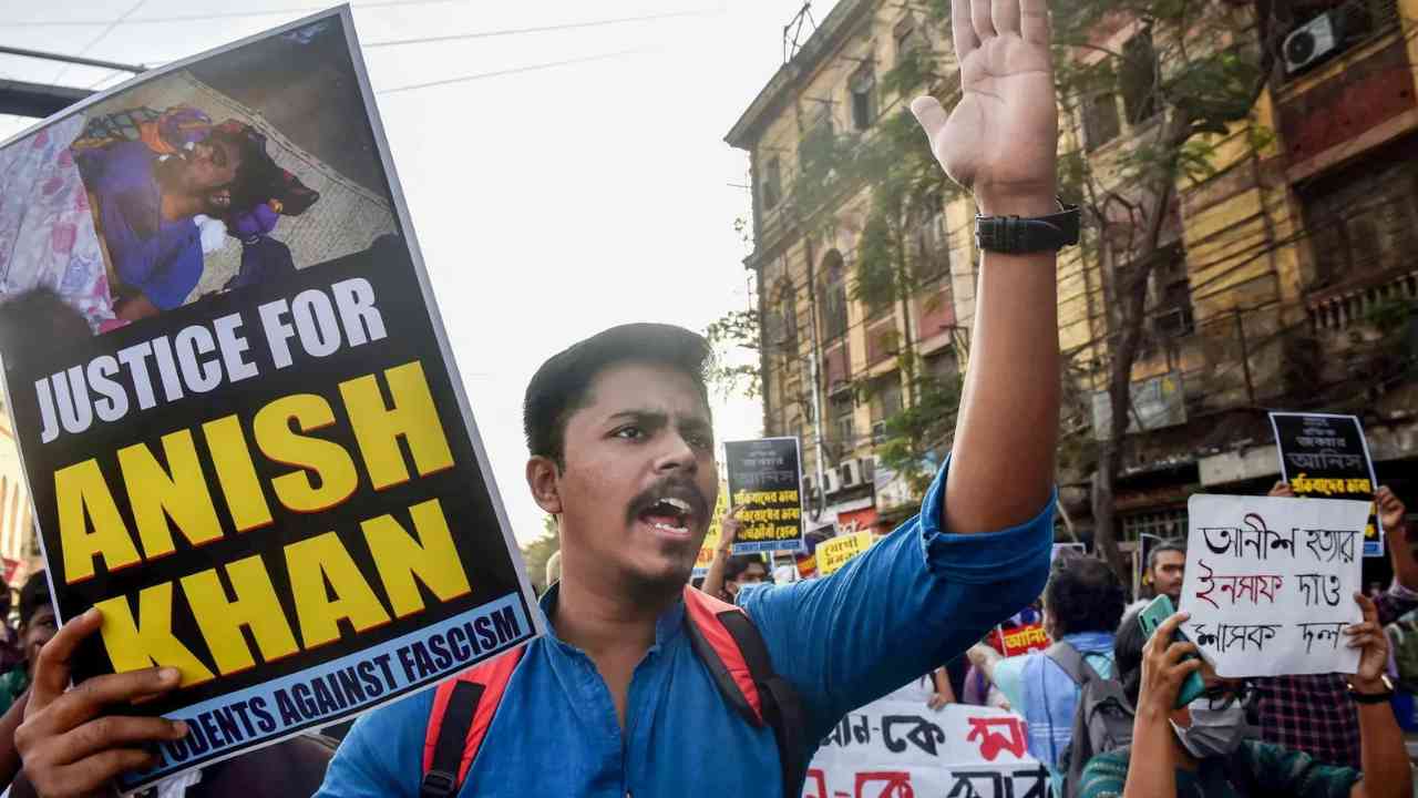 Protests continue over death of student leader Anish Khan in West Bengal
