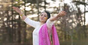 Anuradha Palakurthi Juju releases new Holi song 'Biraj Mein Jhoom'