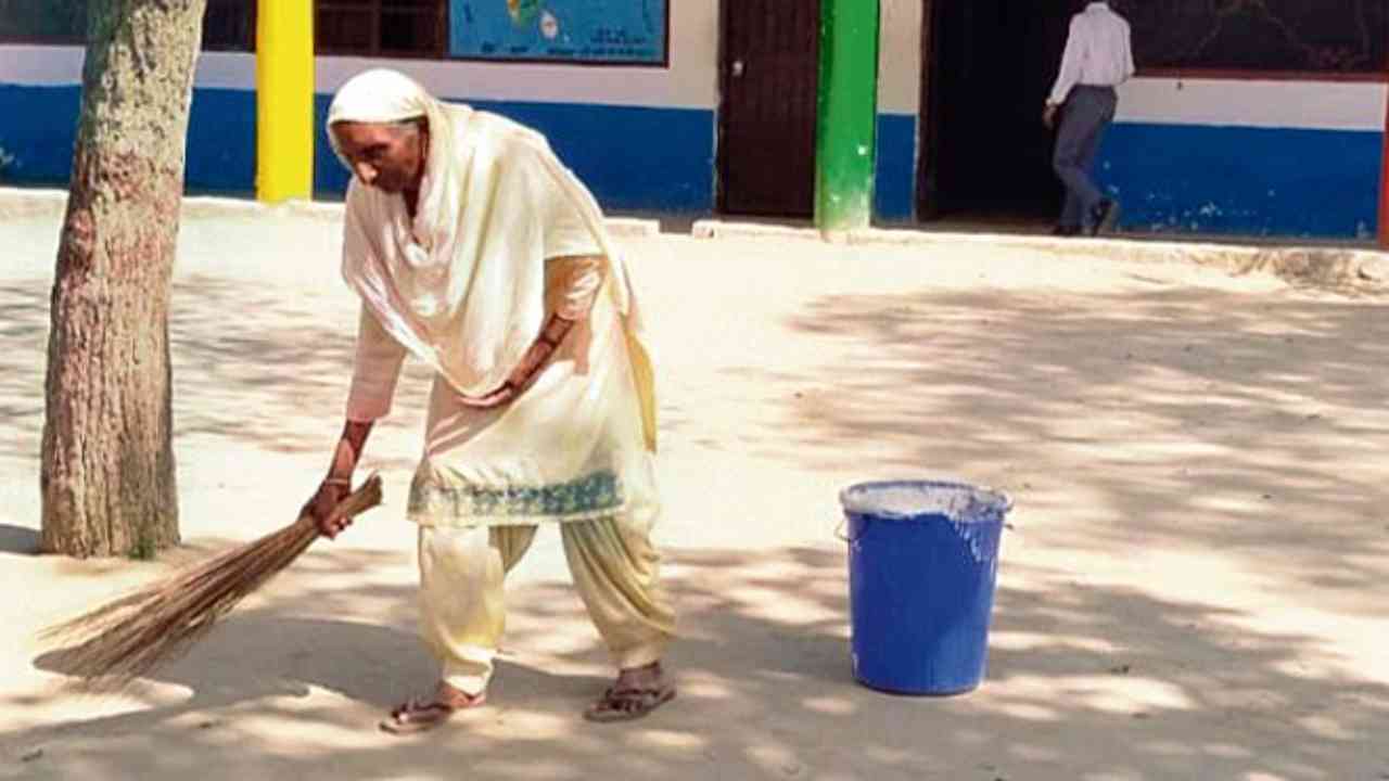 Mother of AAP MLA who defeated Channi still works as sweeper in govt school