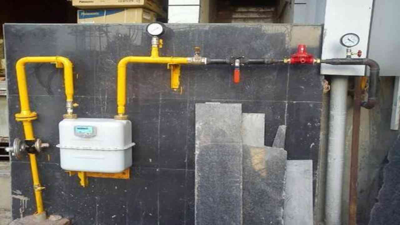 Project of supplying piped cooking gas to houses launched in Maharashtra's Latur