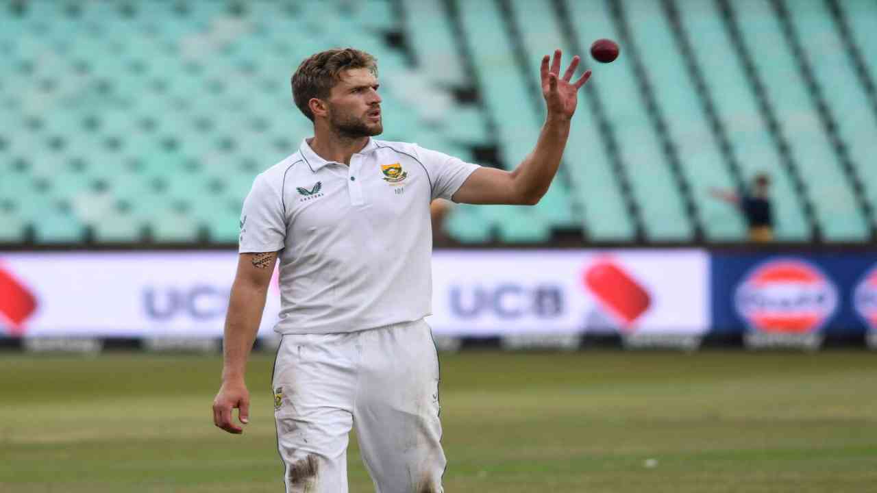 Two South African cricketers test positive for Covid in ongoing Test v Bangladesh
