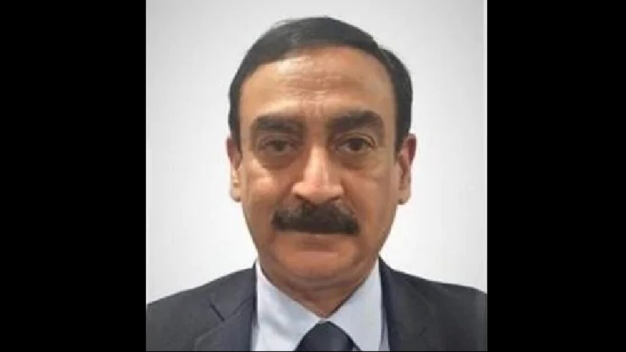 Vikas Kumar DMRC chief