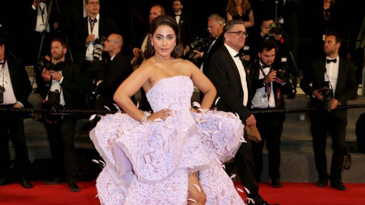 Hina Khan looks ravishing in lavender gown at Cannes