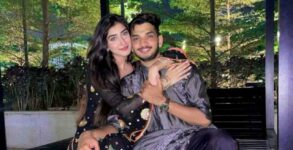 Munawar Faruqui-Nazila Sitashi share lovely pictures; Check it out